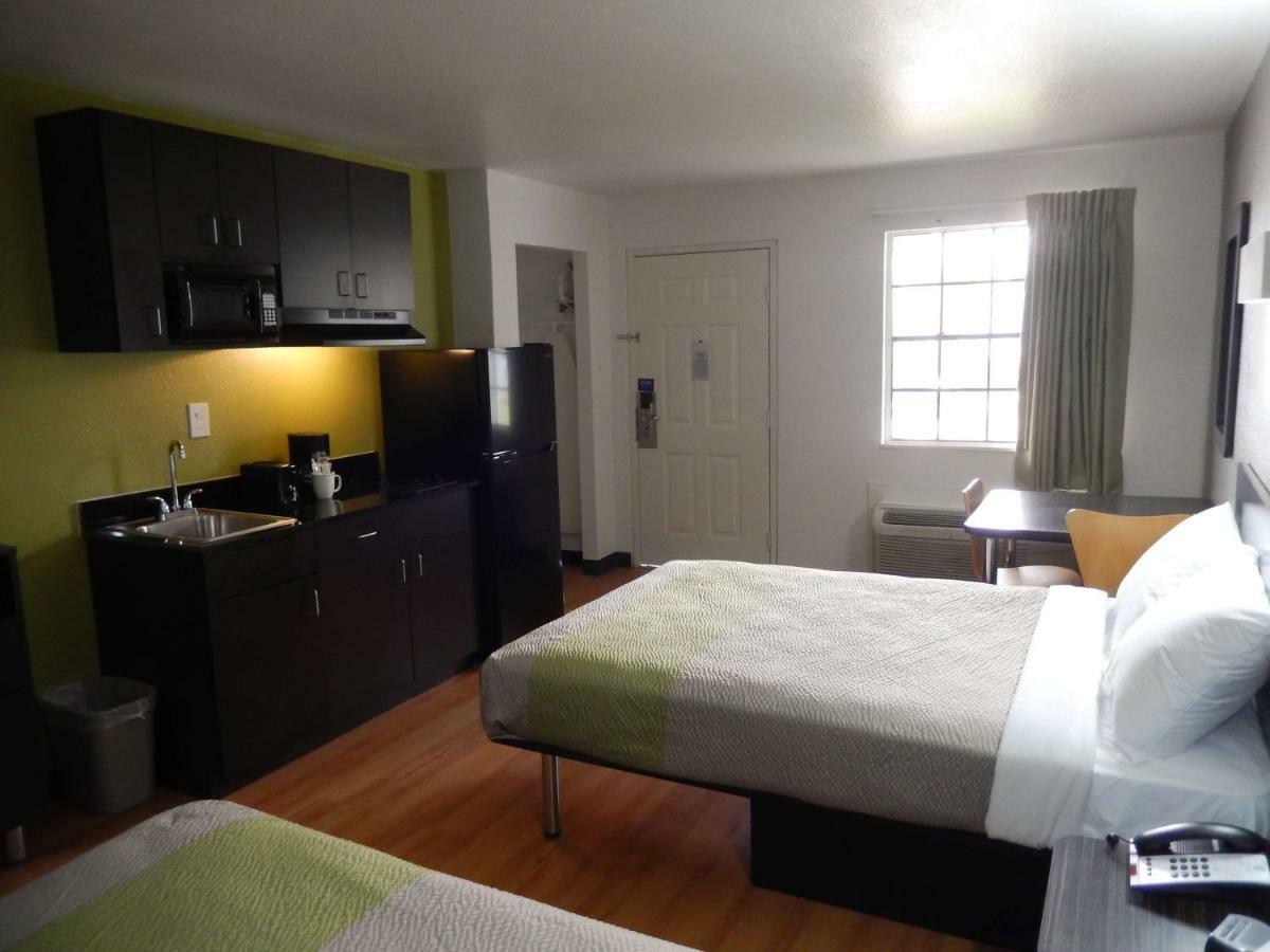Studio 6-Houston, Tx - Intercontinental Airport South ภายนอก รูปภาพ